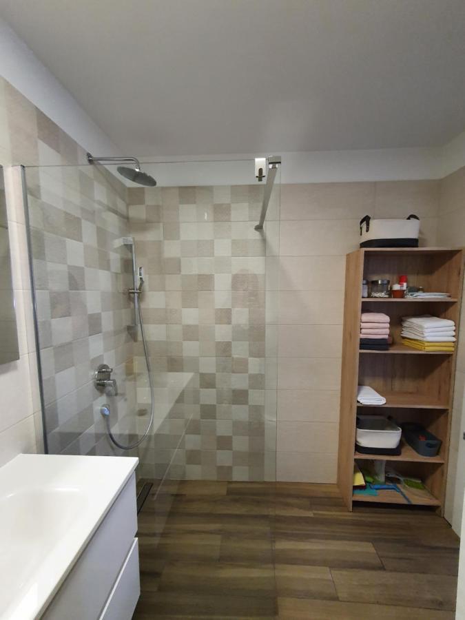 Teo Apartman Čižići Kültér fotó