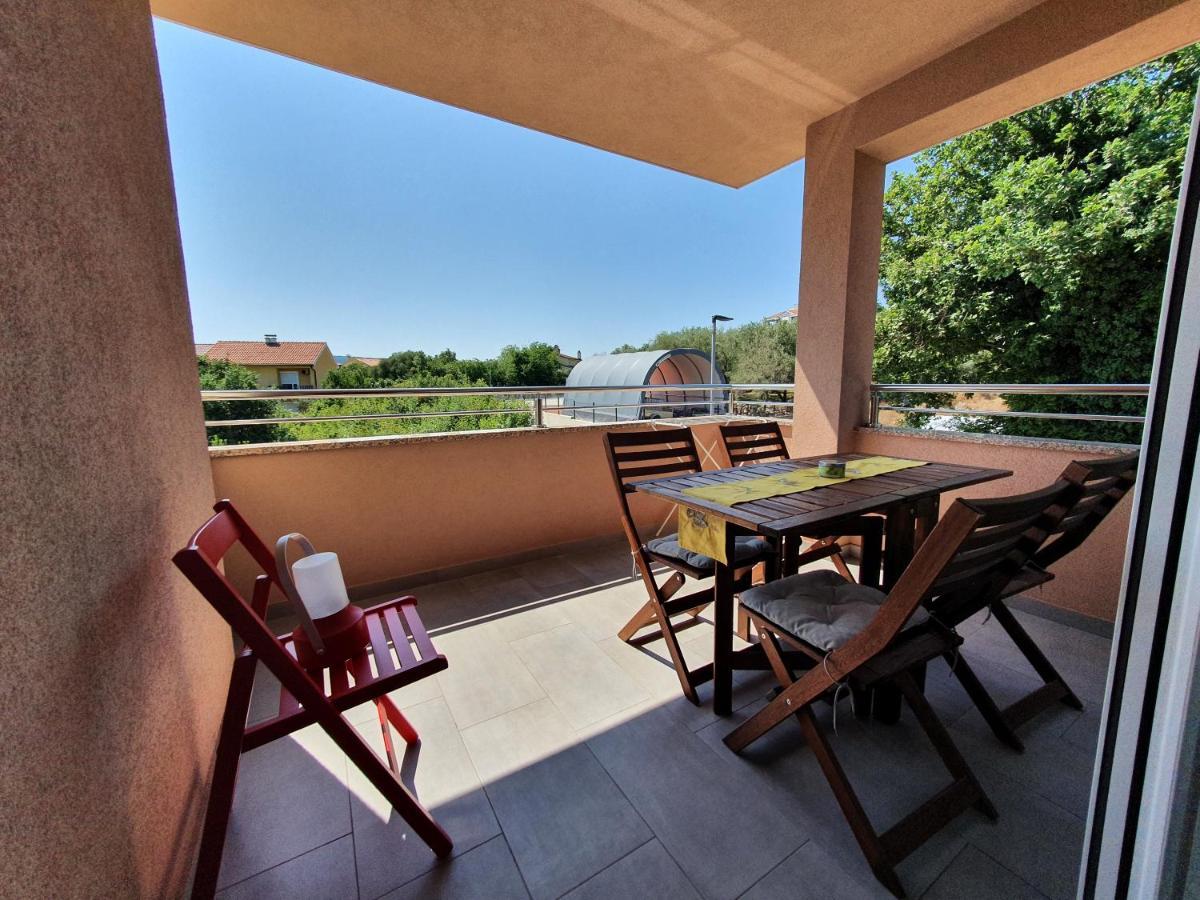 Teo Apartman Čižići Kültér fotó